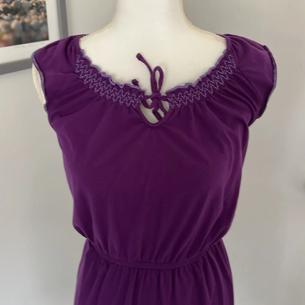 Old Navy women’s petite summer dress - Picture 2 of 5